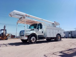 CAMION DE SERVICIO - INTERNATIONAL-4300 SBA 4X2 - 09652 - 2
